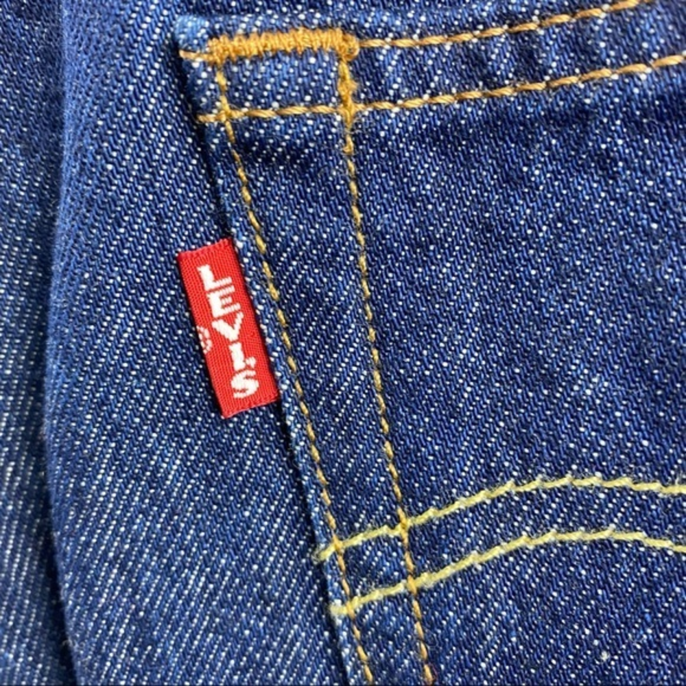 Levi’s big‎ “E” button up jeans